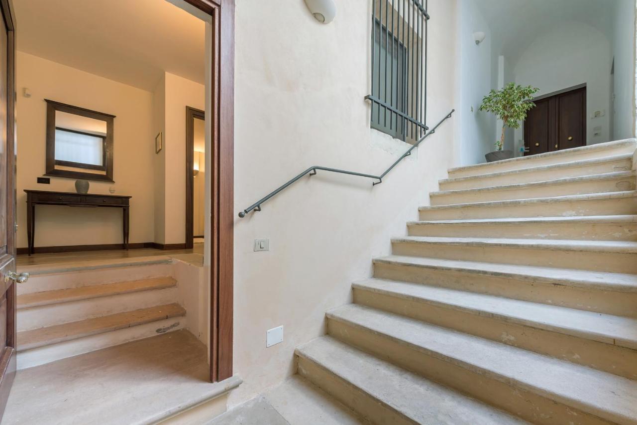 Goodstay Palazzo Marini Suite 莱切 外观 照片