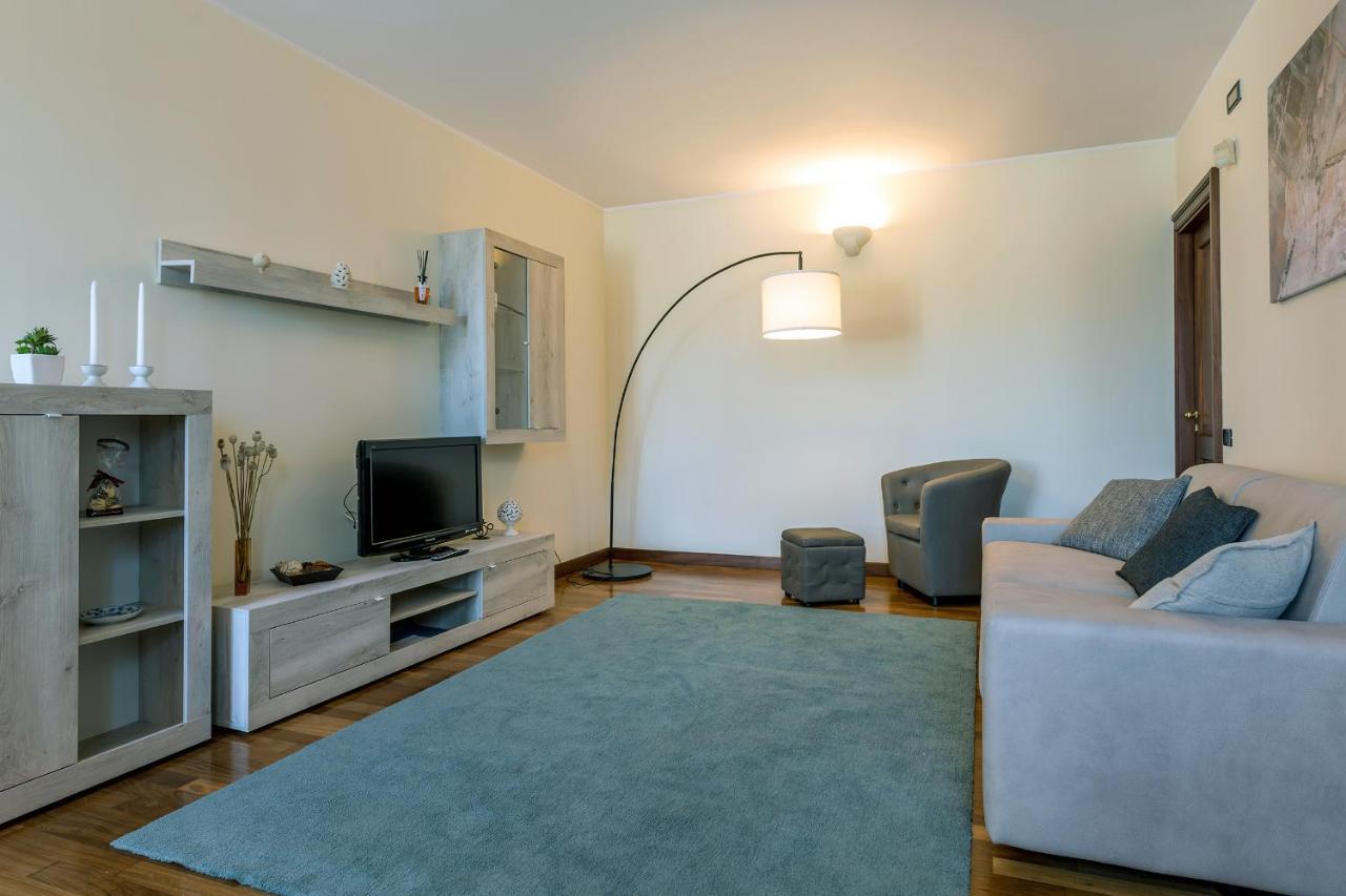 Goodstay Palazzo Marini Suite 莱切 外观 照片