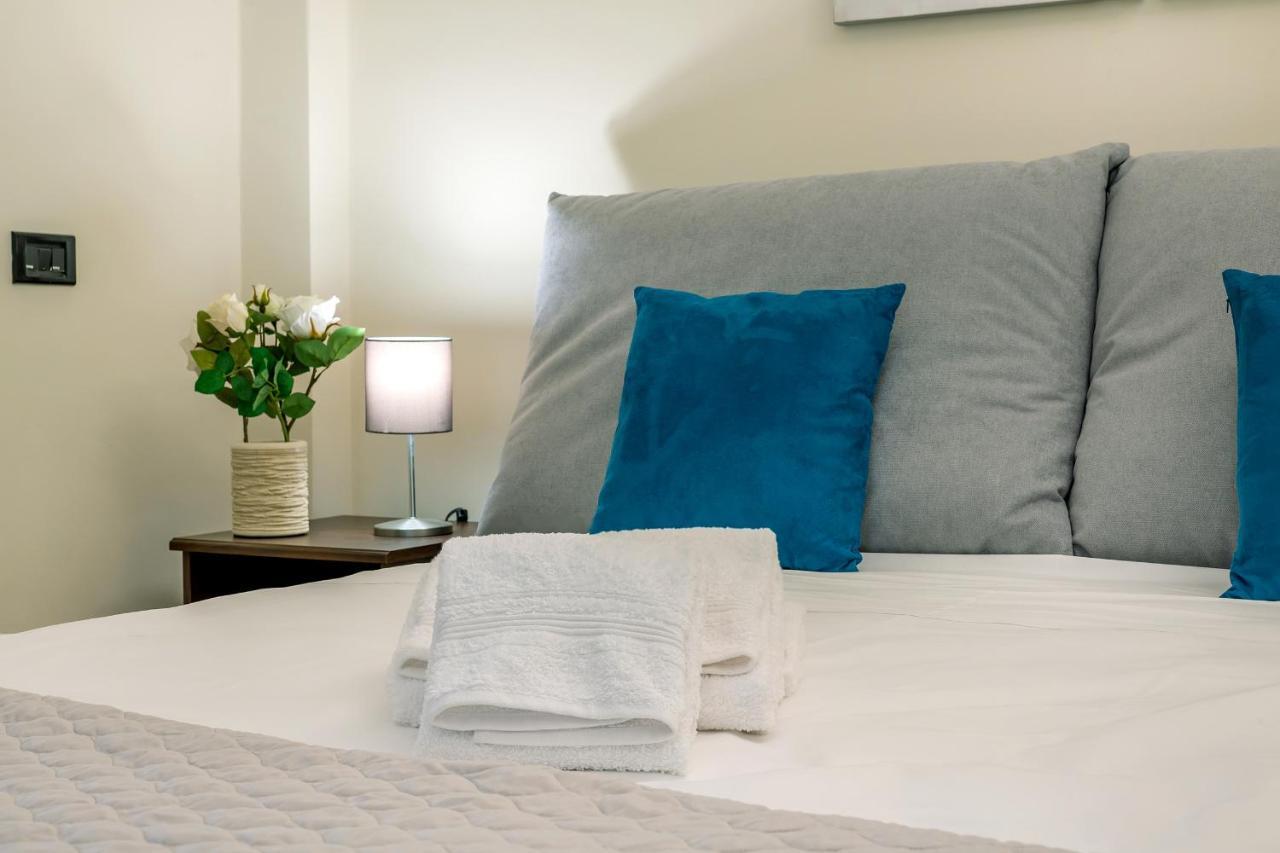 Goodstay Palazzo Marini Suite 莱切 外观 照片